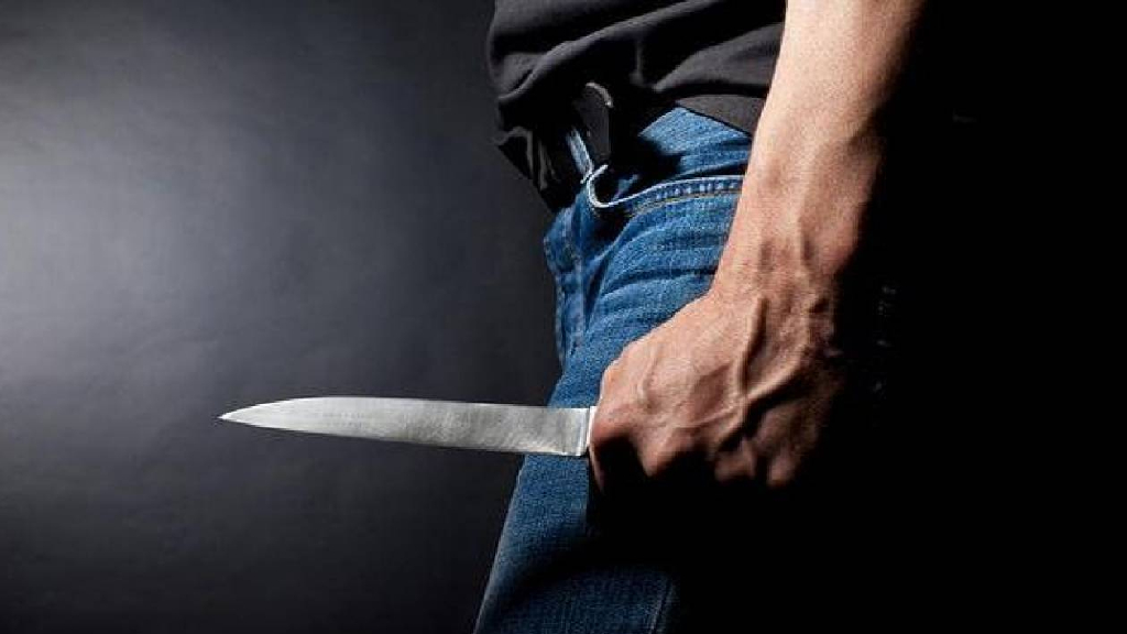 Μαχαίρι επίθεση
