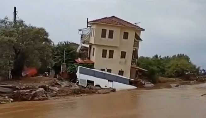 Εικόνα καταστροφής και εγκατάλειψης στο Πήλιο - Συγκλονιστικό οδοιπορικό (Δείτε βίντεο)