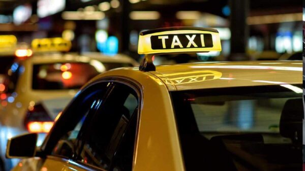 taxi 1 | newstok.gr