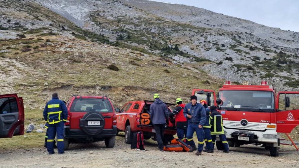 Εύβοια: Περιπατητής έπεσε σε χαράδρα - Μεταφέρθηκε σοβαρά τραυματισμένος με ελικόπτερο στο νοσοκομείο