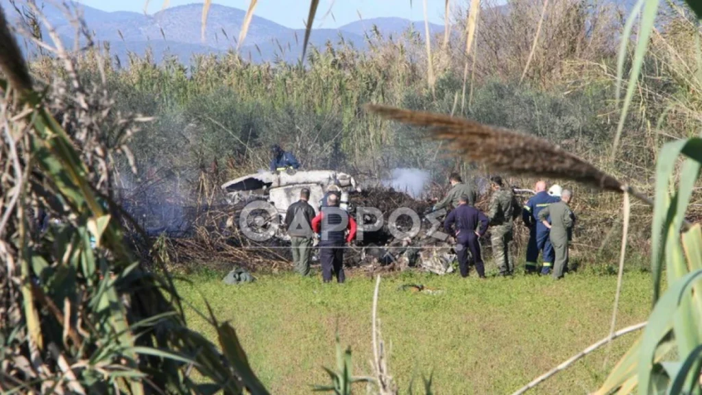 Καλαμάτα: Πτώση εκπαιδευτικού αεροπλάνου - Δείτε βίντεο