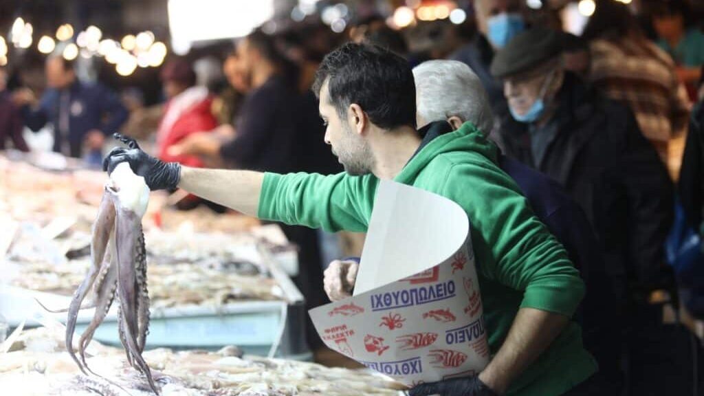 Χαμηλότερες ή ίσες με πέρυσι οι τιμές στα Σαρακοστιανά