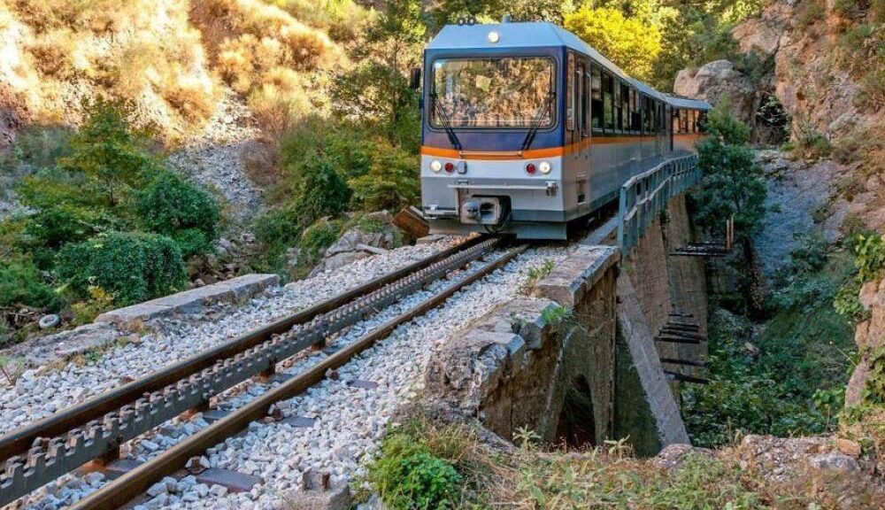 Κλείνει προσωρινά ο Οδοντωτός λόγω κατολισθήσεων στην Πάτρα