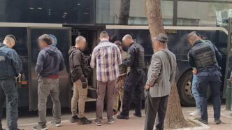 Δεκάδες συλλήψεις σε αστυνομική επιχείρηση της ΕΛΑΣ στην Κυψέλη