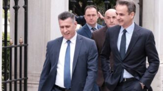 Αναβαθμίστηκε ο Θανάσης Νέζης - Ο νέος ρόλος του συμβούλου του Κυριάκου Μητσοτάκη