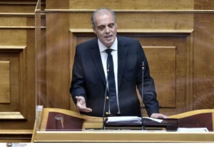 Βουλή: Την άρση της ασυλίας του Κυριάκου Βελόπουλου προτείνει η επιτροπή δεοντολογίας