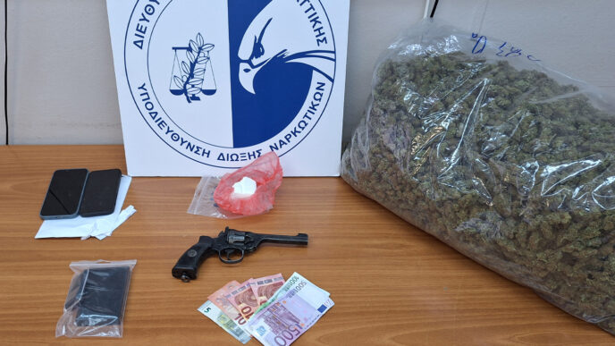 Σύλληψη ατόμων για διακίνηση ναρκωτικών στην ευρύτερη περιοχή του Γαλατσίου