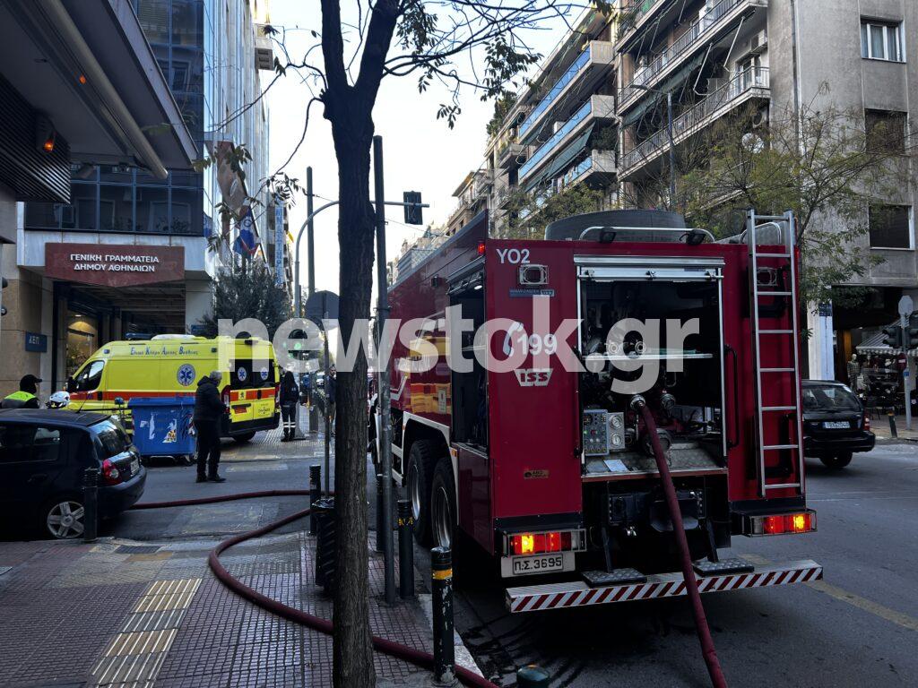 Φωτιά σε εγκαταλελειμμένο κτίριο στην Πατησίων