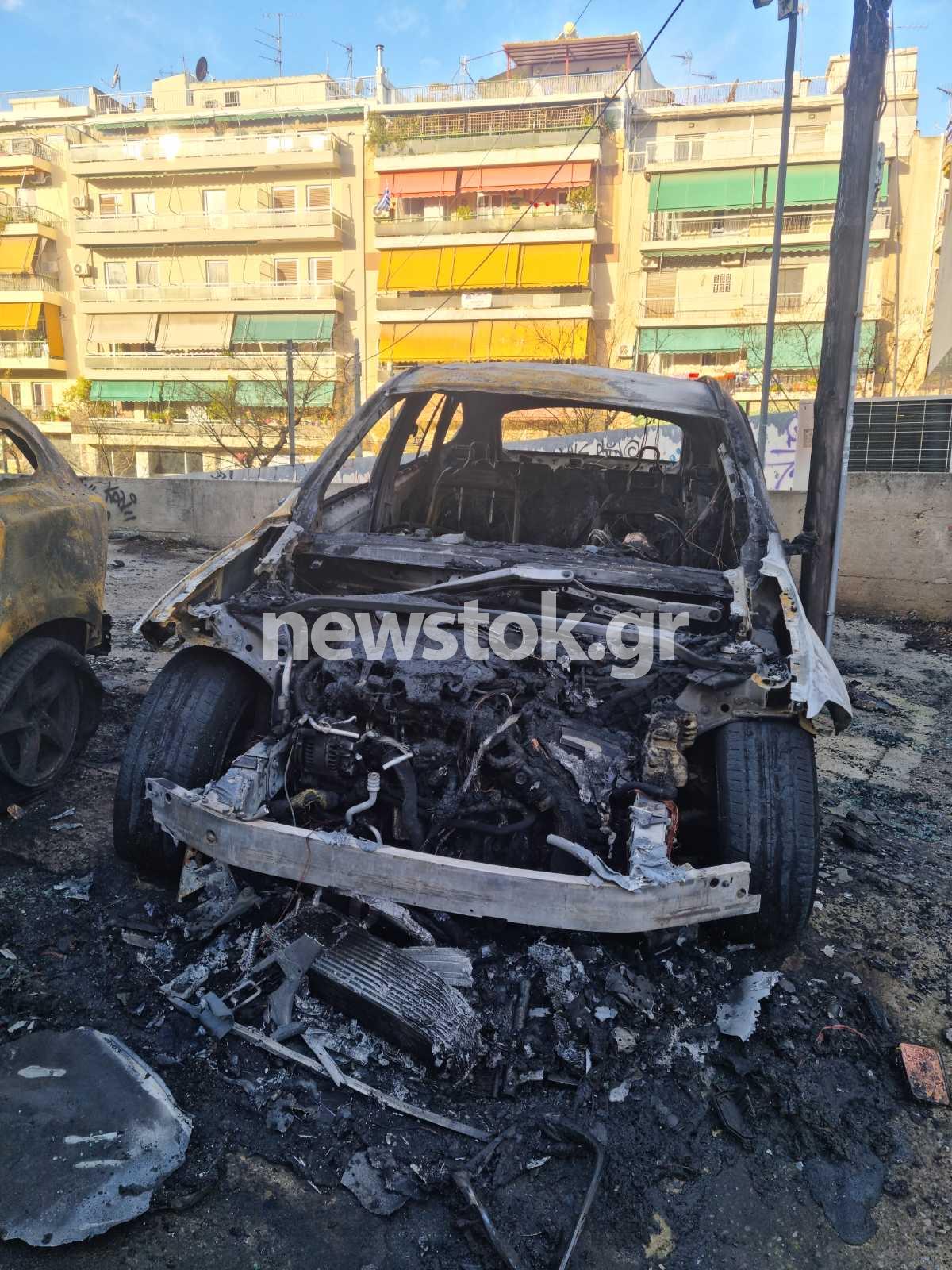 Εμπρησμός αυτοκινήτων Άγιος Ελευθεριος