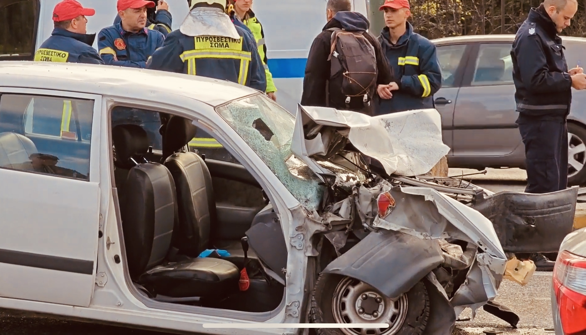 Φονικό τροχαίο στη Λεωφόρο Αλίμου-Κατεχάκη: Τρεις νεκροί και τρεις τραυματίες σε σύγκρουση τεσσάρων οχημάτων - newstok.gr