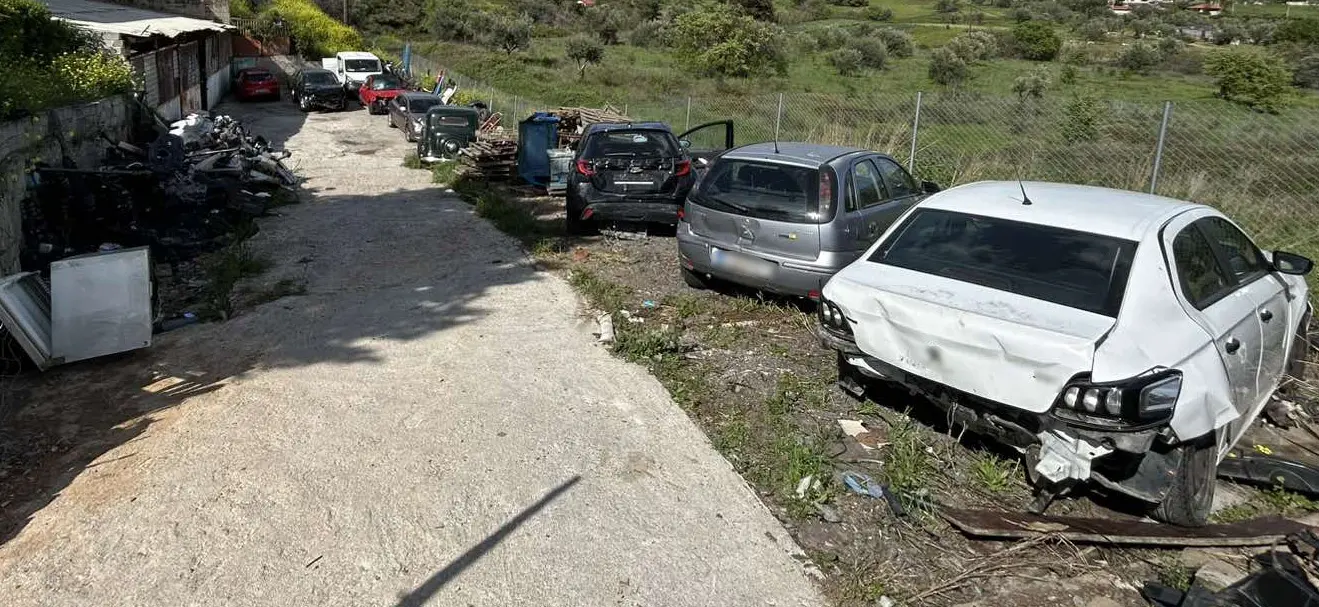 Εξαρθρώθηκε κύκλωμα κλοπών οχημάτων με έδρα την Αττική - newstok.gr