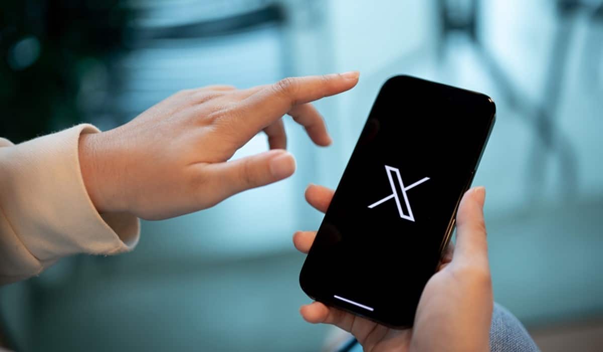 X: Ο Έλον Μασκ πατάει φρένο  στους ψεύτικους λογαριασμούς