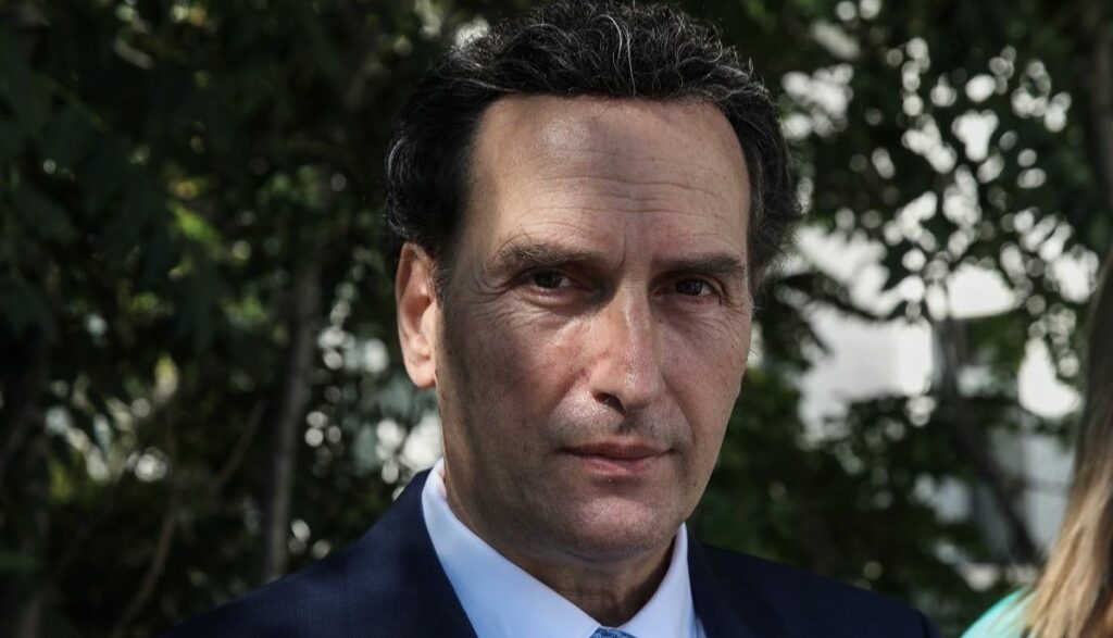 Μιχάλης Δημητρακόπουλος