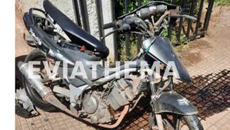 Εύβοια: Σοβαρό τροχαίο με ντελίβερι στα Ψαχνά