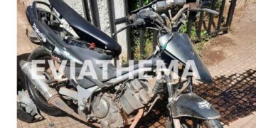 Εύβοια: Σοβαρό τροχαίο με ντελίβερι στα Ψαχνά