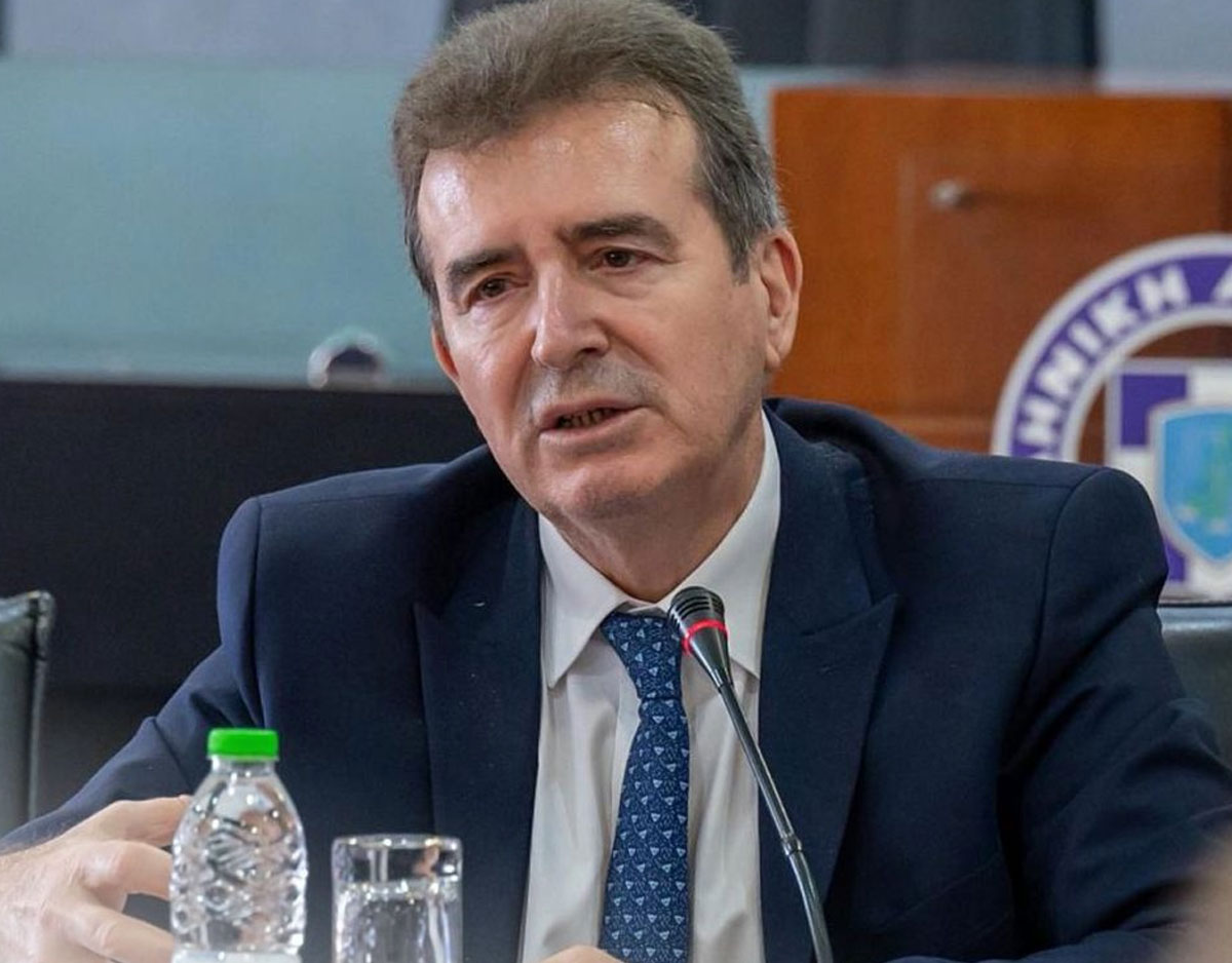 Χρυσοχοΐδης: «Όχι στους τραμπούκους στα Πανεπιστήμια»