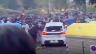 Αυτοκίνητο έπεσε σε οπαδούς πριν το Εσπανιόλ-Μπαρτσελόνα
