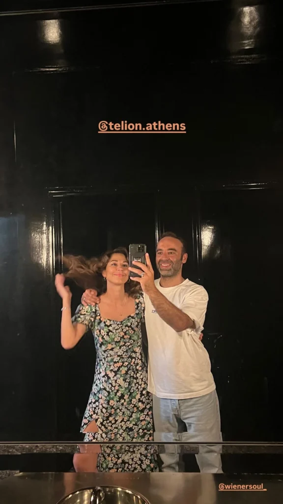 Η Κατερίνα Παπουτσάκη και ο Θάνος Χατζόπουλος αγκαλιά σε νέο instagram story 4 Η Κατερίνα Παπουτσάκη και ο Θάνος Χατζόπουλος αγκαλιά σε νέο instagram story