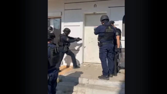 Άνω Λιόσια: Μεγάλη αστυνομική επιχείρηση