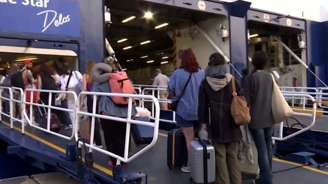 Μαζική έξοδος λόγω τριημέρου Αγίου Πνεύματος