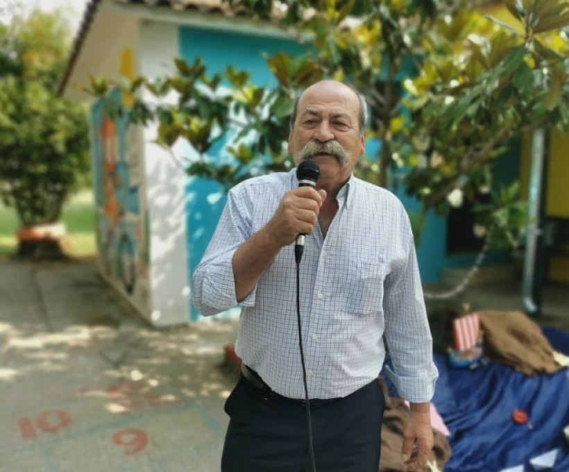Τρίκαλα: Πλημμυροπαθής δώρισε στο σχολείο που φοιτούσε 9.000 ευρώ-Φωτό 8 Τρίκαλα: Πλημμυροπαθής δώρισε στο σχολείο που φοιτούσε 9.000 ευρώ-Φωτό