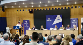 Νέες δράσεις στήριξης της τοπικής επιχειρηματικότητας ύψους €33 εκατ. ανακοίνωσε ο Χαρδαλιάς