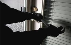 Διαρρήκτες στην Θεσσαλονίκη έπεσαν από μπαλκόνι στην προσπάθεια διαφυγής-Νοσηλεύονται στο Παπαγεωργίου