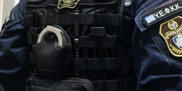 Τον ακινητοποίησαν οι φρουροί μετά από συμπλοκή