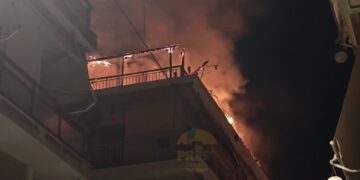 Λυκαβηττός: Φωτιά σε διαμέρισμα - Ένας άνδρας στο νοσοκομείο