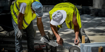 Υποχρεωτική παύση εργασιών καύσωνας