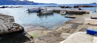 Ερμιόνη: Νεκρός 52χρονος οδηγός – Το αυτοκίνητό του έπεσε στο λιμάνι