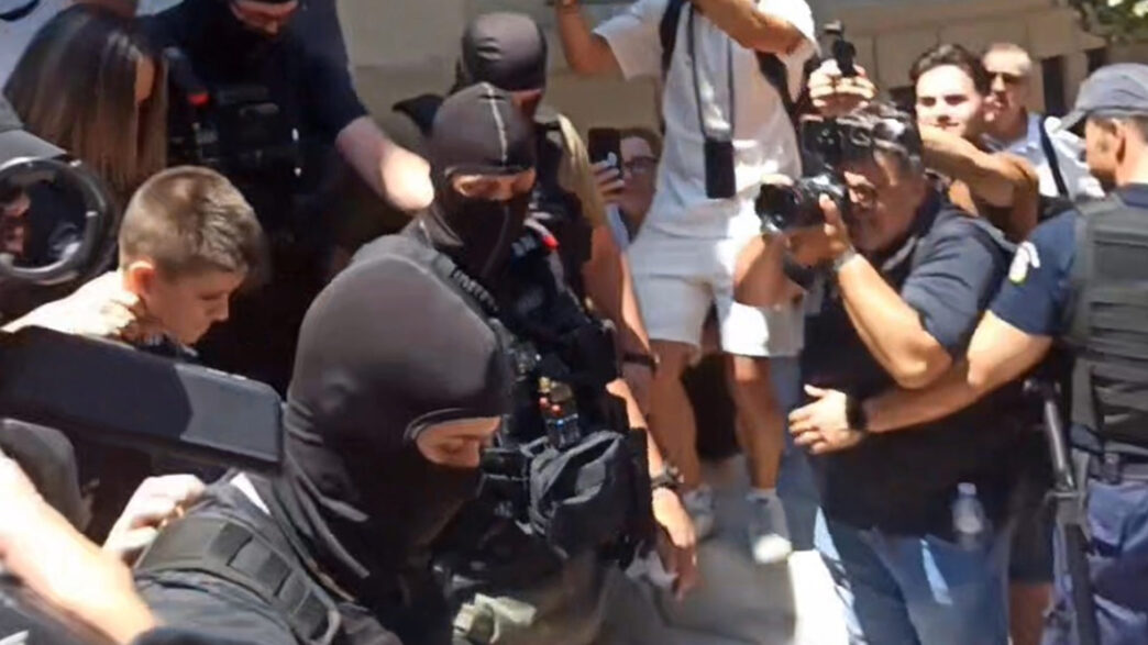 Πάτρα: Προφυλακιστέα κρίθηκε η Ειρήνη Μουρτζούκου για τις ανθρωποκτονίες των βρεφών