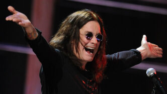 Έλληνα κιθαρίστα του Ozzy Osbourne