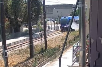 Πάτρα - Σύγκρουση Αυτοκινήτου με Προαστιακό