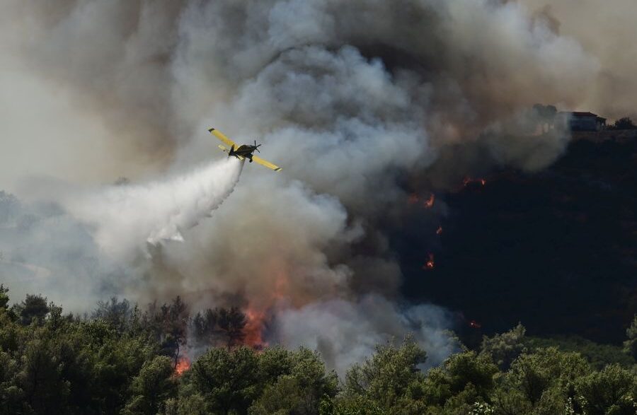 Βόρεια Μακεδονία: Ένας νεκρός στις φλόγες