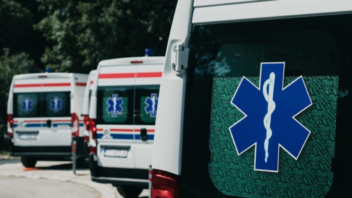 τροχαίο με ασθενοφόρο Γουδί