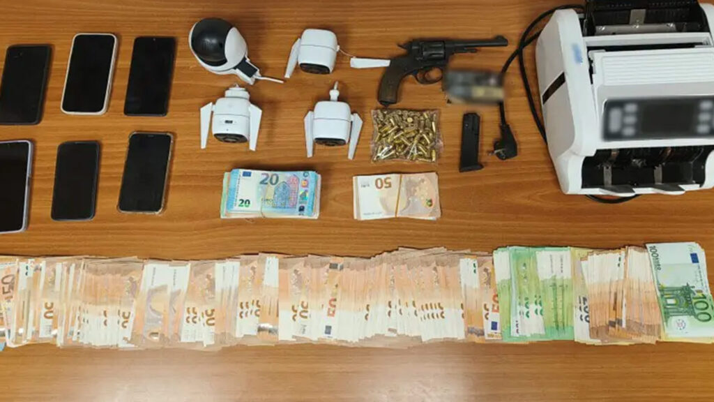 Εξάρθρωση κυκλώματος υδροπονικής κάνναβης