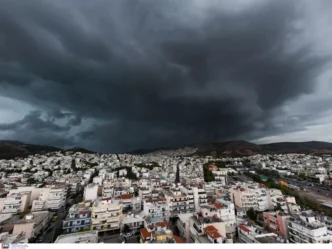 Καιρός καταιγίδες και ζέστη