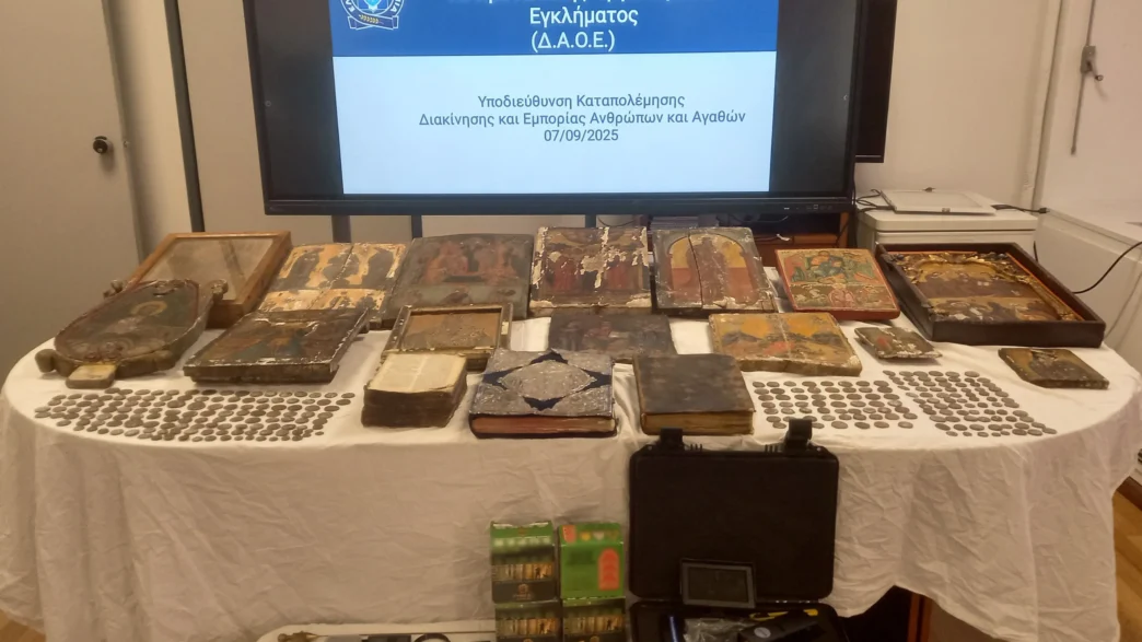 Καλάβρυτα: Ηγούμενος συνελήφθη για πώληση κλεμμένων εικόνων – Η αστυνομικός που παρίστανε την αγοράστρια και το κύκλωμα των 6