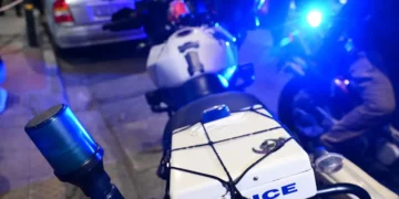 Ιλίσια: Συναγερμός στη Μιχαλακοπούλου – Πληροφορίες για βόμβα έξω από νυχτερινό κέντρο