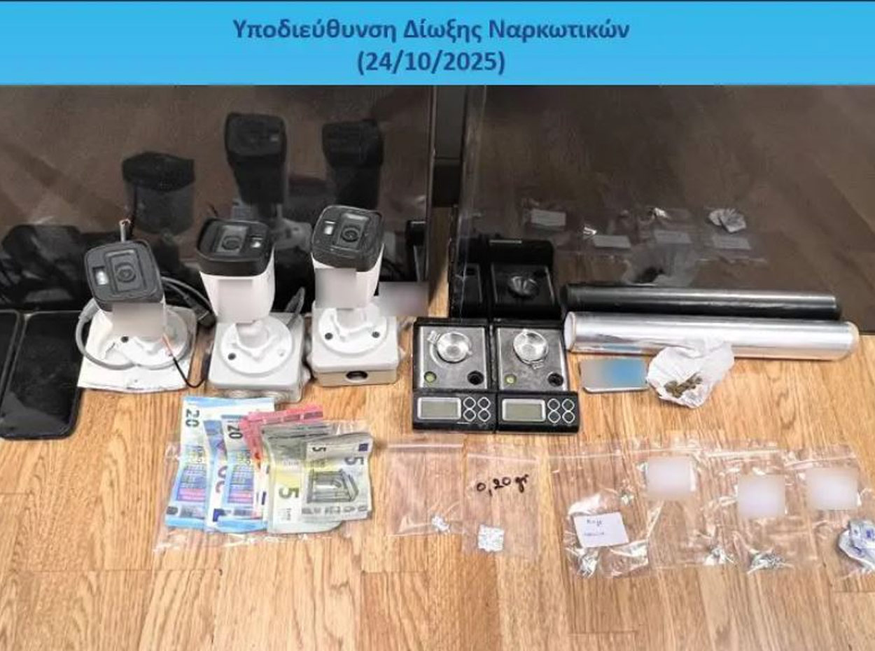 Συντονισμένη επιχείρηση της Δίωξης Ναρκωτικών: Τέσσερις συλλήψεις για διακίνηση κοκαΐνης, ηρωίνης και κάνναβης στην Αγία Βαρβάρα