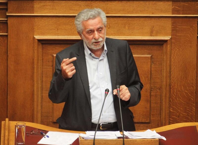 Θοδωρής Δρίτσας: Ορκίστηκε βουλευτής στη θέση Τσίπρα – Αναμένεται προσχώρηση στη Νέα Αριστερά