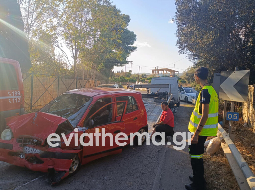 Σφοδρό τροχαίο στην Εύβοια – Σύγκρουση οχημάτων με δύο τραυματίες (Εικόνες)