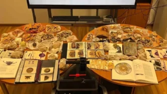 Συνελήφθη μέλος διεθνούς εγκληματικής οργάνωσης-Σπίτι του βρέθηκαν αρχαία αντικείμενα και θρησκευτικές εικόνες