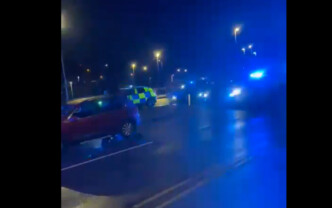 Αιματηρή επίθεση με μαχαίρι σε τρένο στην Αγγλία – Δέκα τραυματίες, δύο συλλήψεις