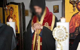 Ράσο, YouTube και “μακαρόνια”: Οι αποκαλυπτικοί διάλογοι του κυκλώματος ναρκωτικών με πρωταγωνιστές ρασοφόρους