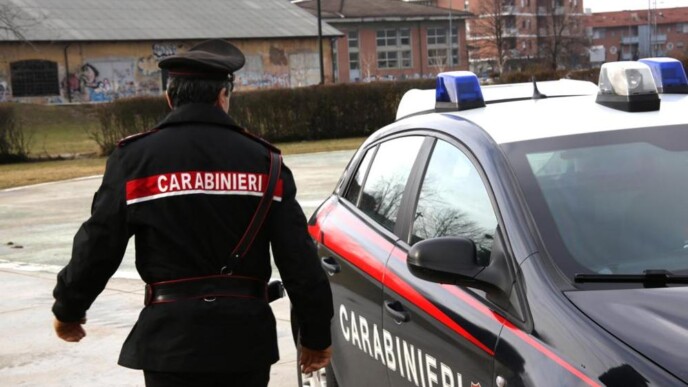 Φρίκη στη Νάπολη: Εμβόλισε περιπολικό και το έριξε σε χαράδρα – Νεκρός αστυνομικός, θετικός σε ναρκωτικά ο οδηγός