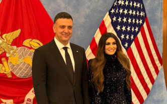 Βασίλης Κικίλιας στη δεξίωση της νέας Πρέσβειρας των ΗΠΑ: «Καλή αρχή στη θητεία της Kimberly Guilfoyle»