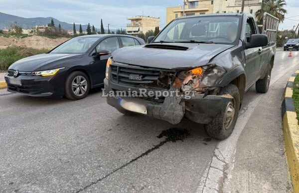 Λαμία: Τριπλή καραμπόλα στην «καρμανιόλα» της νότιας πόλης – Δείτε πώς γλίτωσαν τα χειρότερα