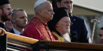 Ιστορικές στιγμές στο Φανάρι: Το κοινό «Πιστεύω» χωρίς Filioque και η κρίσιμη συνάντηση Βαρθολομαίου - Πάπα Λέοντα